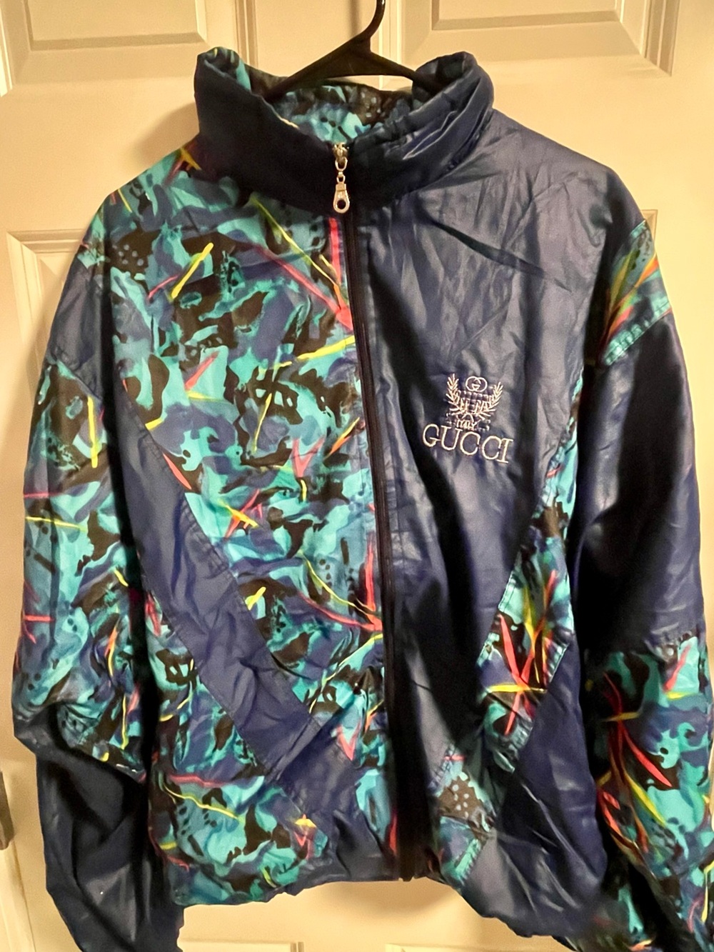 vintage gucci windbreaker jacket